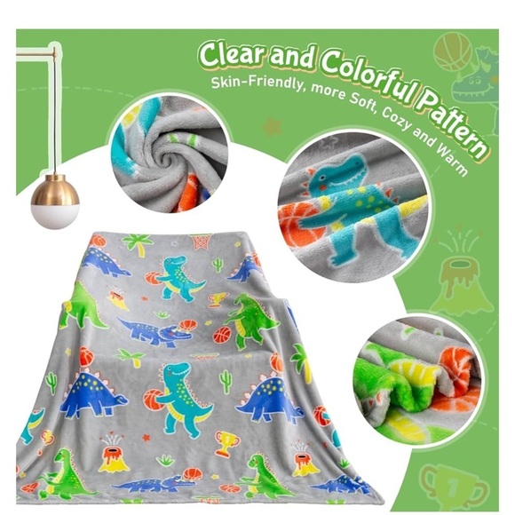 NWT glow in the dark dinosaur 🦕 premium flannel throw blanket - Picture 2 of 5